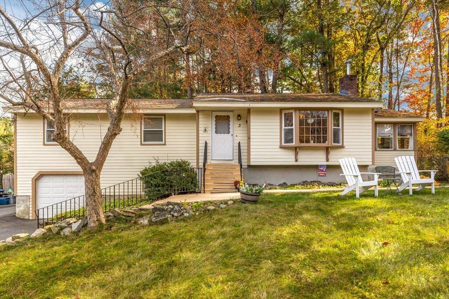 3 Regina Drive, Chelmsford, MA 01824