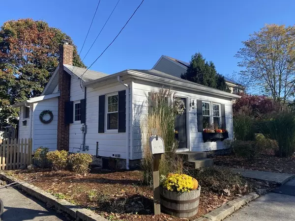 11 Jane St, Randolph, MA 02368