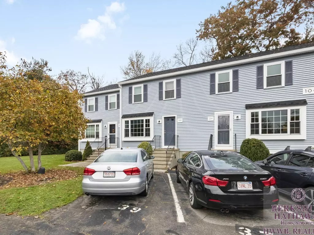 Randolph, MA 02368,105 Irving Rd #37