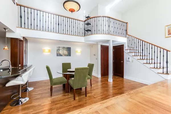 Boston, MA 02116,201 Newbury Street #204