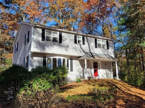 8 Florence Circle, Medway, MA 02053