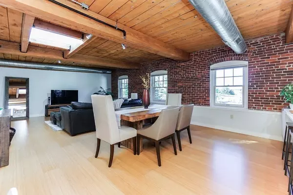 Cambridge, MA 02140,22 Cottage Park Ave. #15