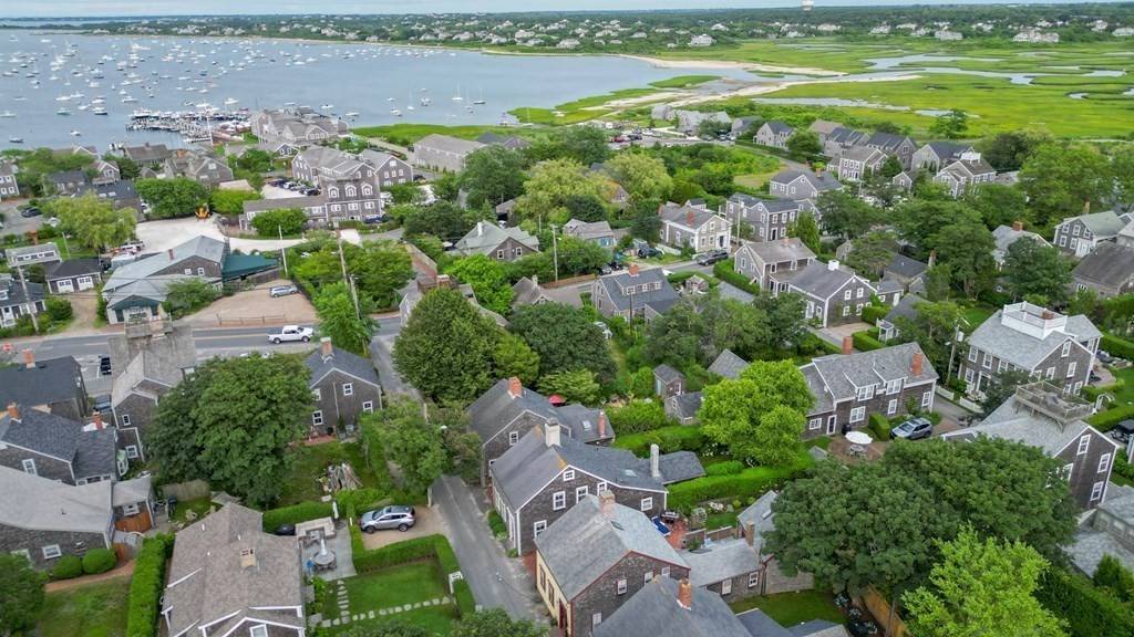 6 York Street, Nantucket, MA 02554