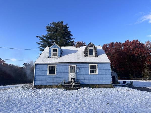 14 Bluemer Rd, Southampton, MA 01073