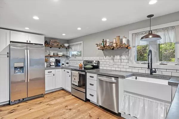 East Brookfield, MA 01515,106 Park St