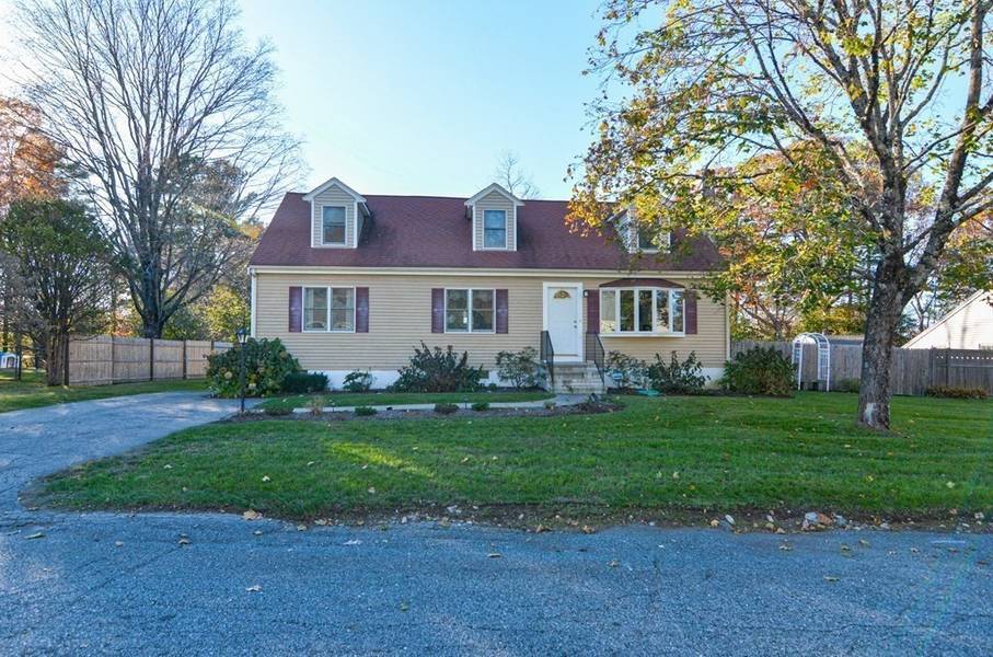 15 Hilltop Dr, Millis, MA 02054