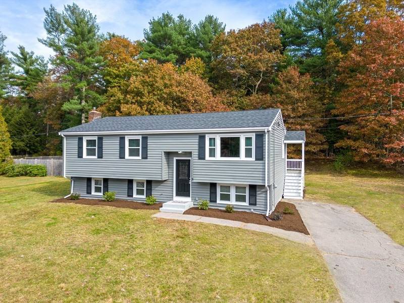 8 Wilbur St, Norton, MA 02766