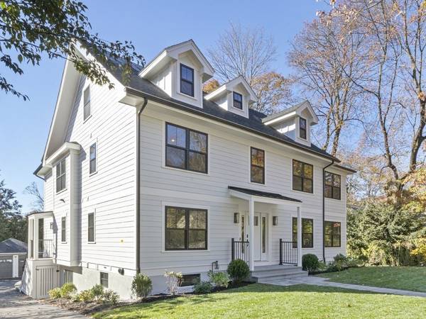 276 Mill St, Newton, MA 02460