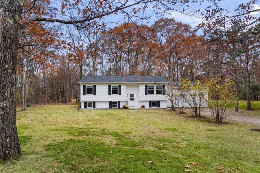 220 Ward Hill Rd, Phillipston, MA 01331