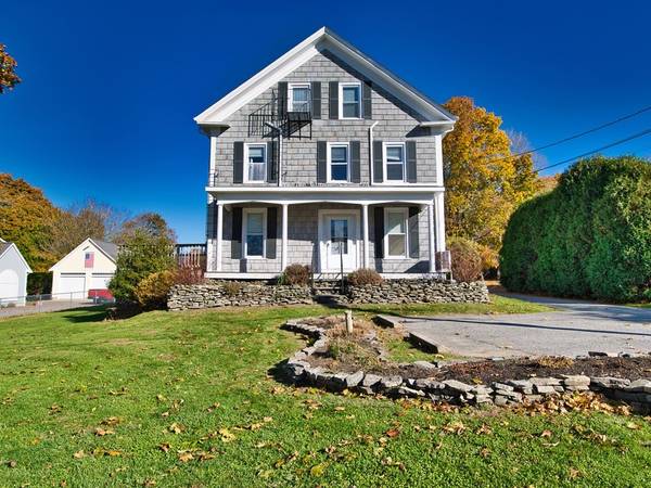 190 Maple St, Somerset, MA 02726