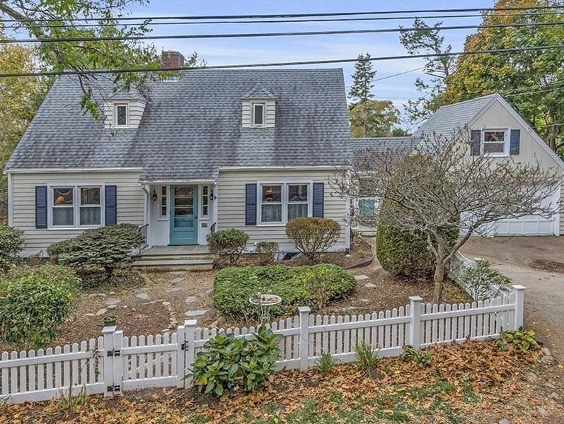 56 South Street, Rockport, MA 01966