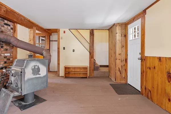 Erving, MA 01344,5 North St