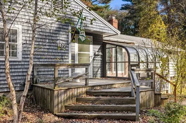 Marshfield, MA 02050,107 Tea Rock Lane