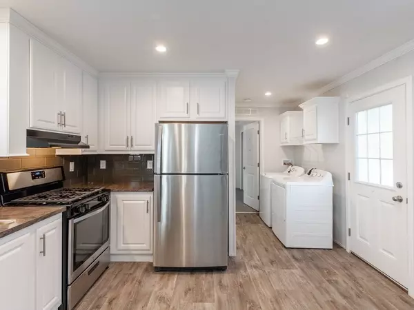 Wareham, MA 02571,85 Kristen Ln