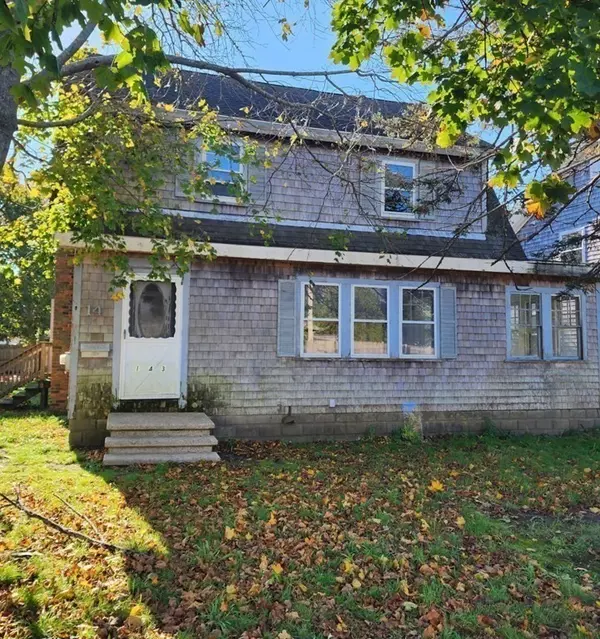 143 Cedar St, Barnstable, MA 02601