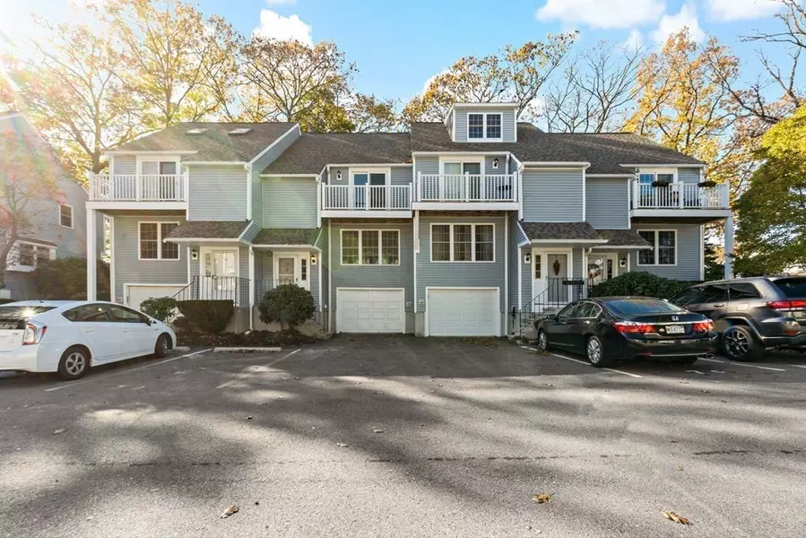 140 N Main St #7B, Attleboro, MA 02703