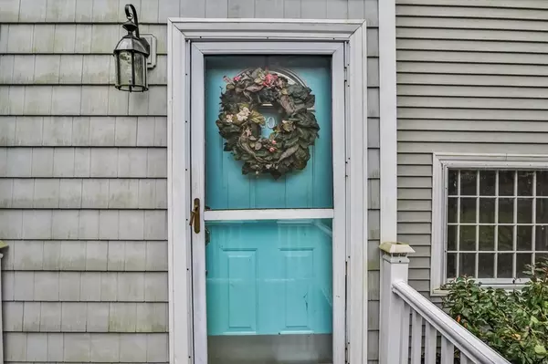 Eastham, MA 02642,80 Blue Heron Way