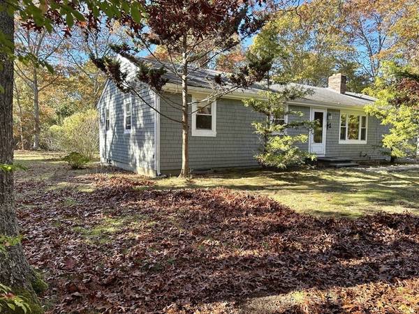 Barnstable, MA 02648,879 Santuit-Newtown Road