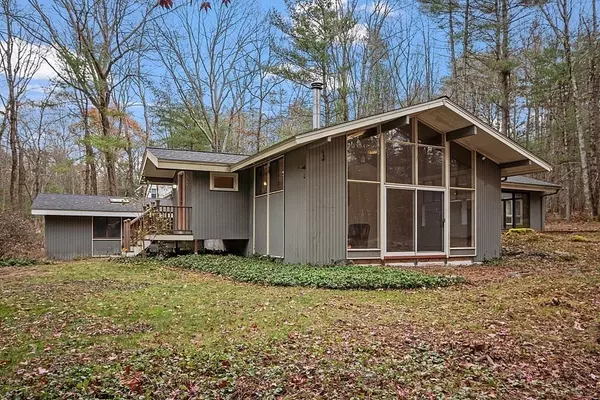 Harvard, MA 01451,97 Old Mill Rd