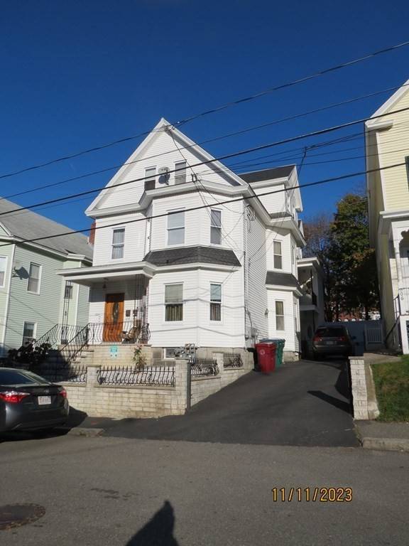 204 Pleasant Street, Lowell, MA 01852