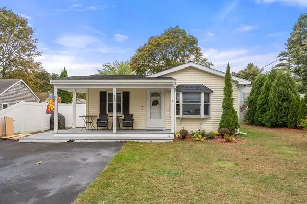 16 Monack Rd, Wareham, MA 02571