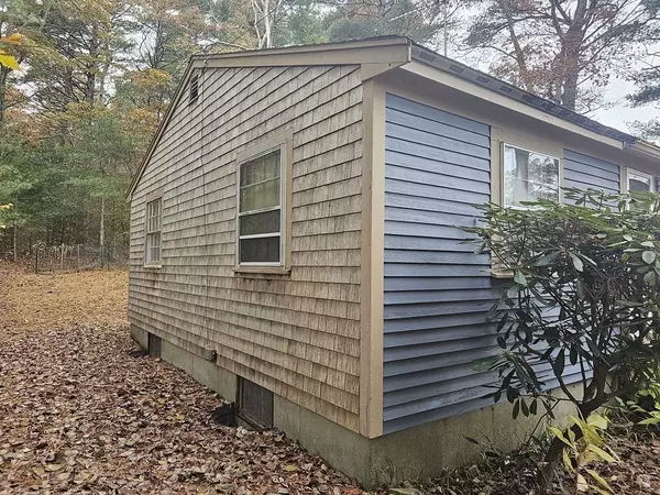 Plymouth, MA 02360,597 Wareham Rd