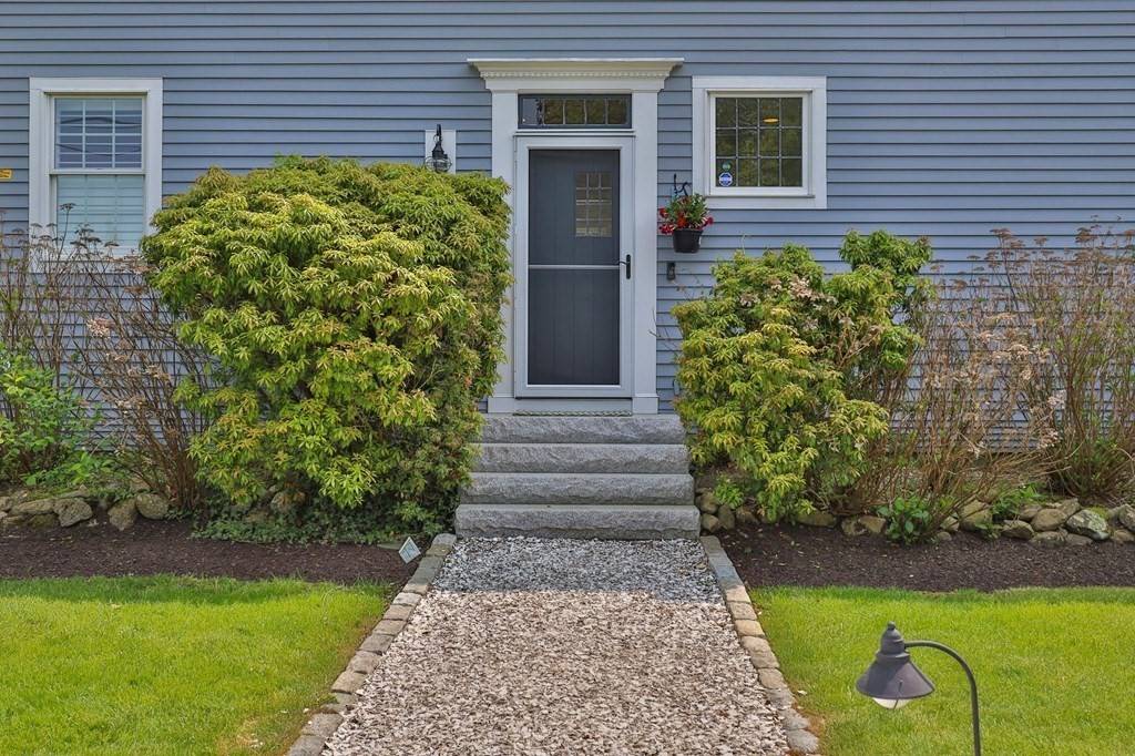 Falmouth, MA 02540,26 Chase Road