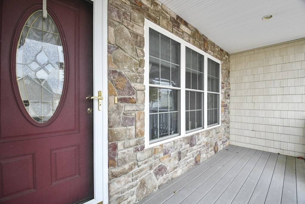Hudson, NH 03051,2 Doveton Lane #A