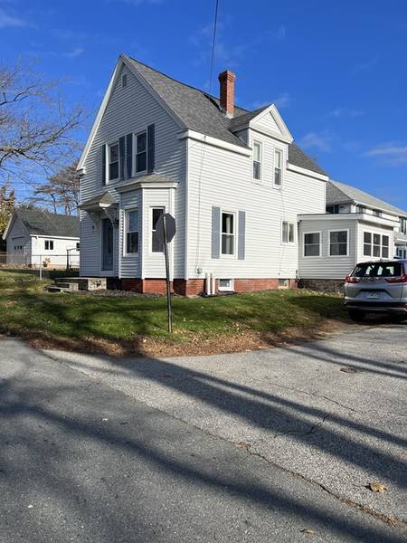 17 Pine Ave, Haverhill, MA 01832