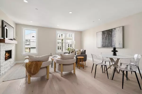 Boston, MA 02128,211 East Eagle #3