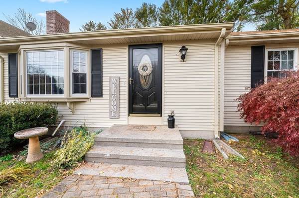 419 Olney St, Seekonk, MA 02771