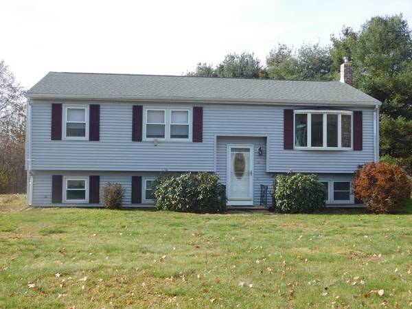 15 Pioneer Valley Road, Spencer, MA 01562