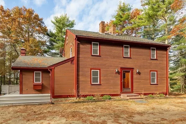 Plympton, MA 02367,33 Center Street