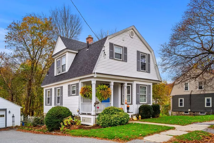 5 Harrison St, Maynard, MA 01754