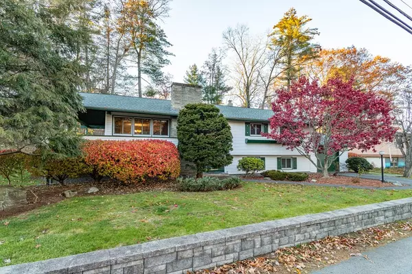 Nashua, NH 03062,25 Glen Dr