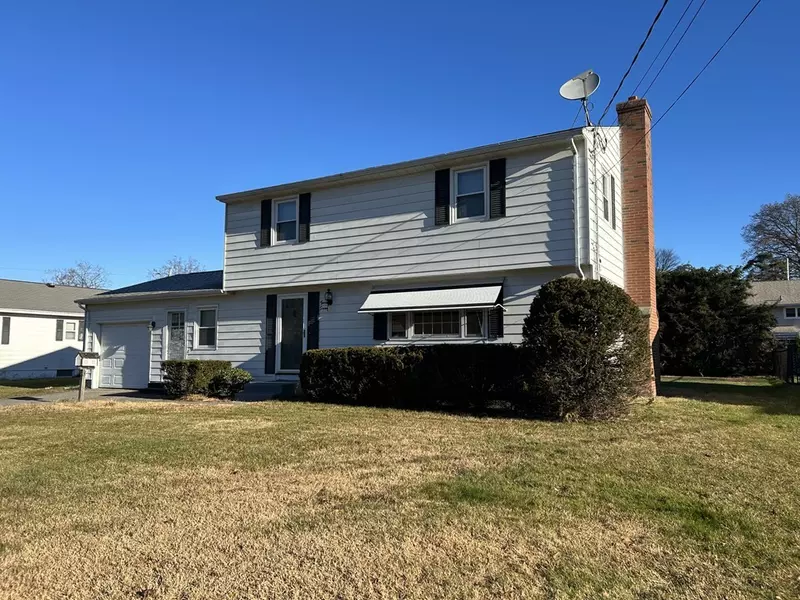 37 Hajec Circle, Chicopee, MA 01020