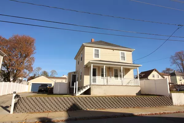 218 Lawton St, Fall River, MA 02721