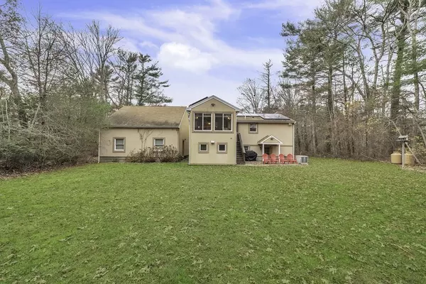 Norton, MA 02766,262 Dean St