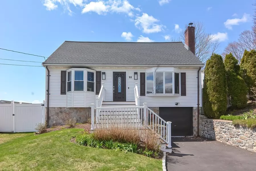 95 Mount Pleasant St, Marlborough, MA 01752