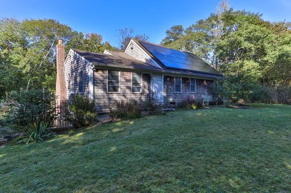 33 Jones Ln, Sandwich, MA 02537