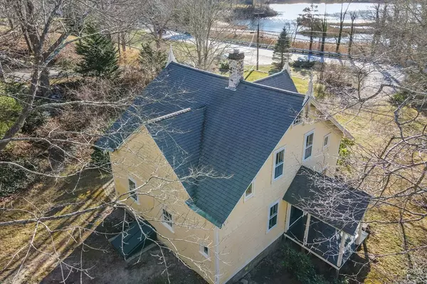 485 W Falmouth Hwy, Falmouth, MA 02540