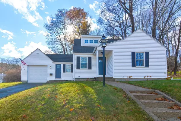 38 Whitin Ave, Northbridge, MA 01588