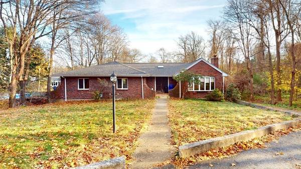 680 Blue Hill, Milton, MA 02186