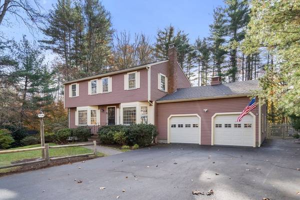 17 Rocky, Medfield, MA 02052