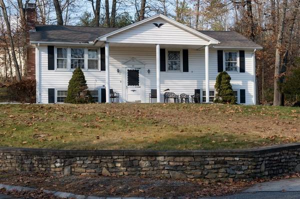 33 Braney Rd, Millbury, MA 01527