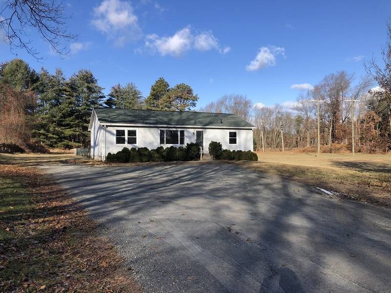 13 Wisdom Place, Greenfield, MA 01301