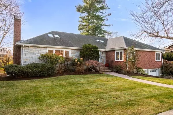 52 Sherbrooke Rd, Newton, MA 02458