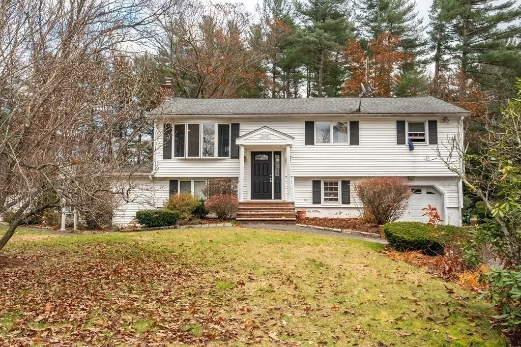 Billerica, MA 01821,14 Putney Cir