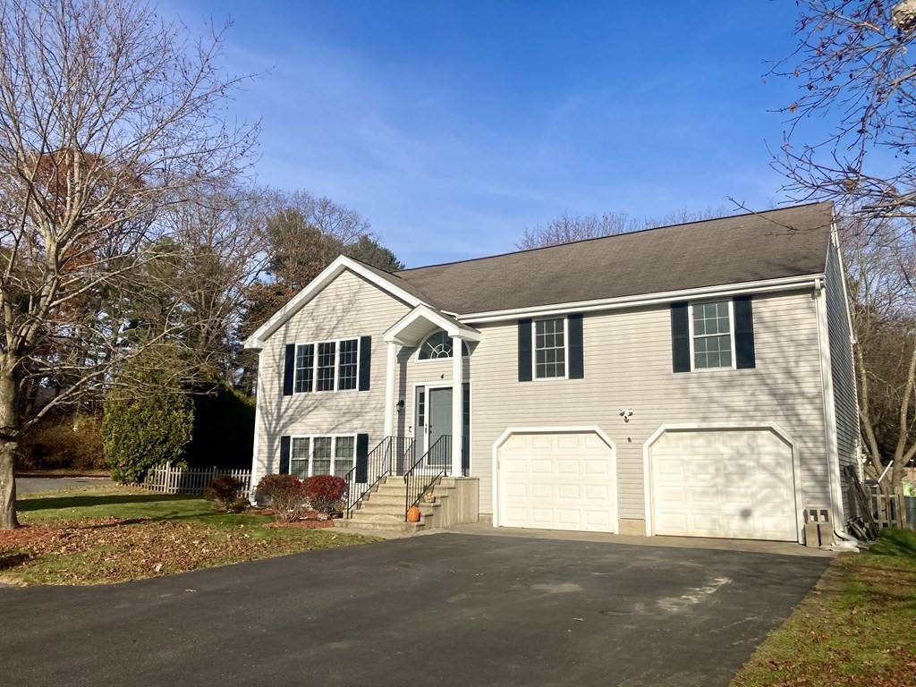 4 Bailin Cir, Grafton, MA 01536