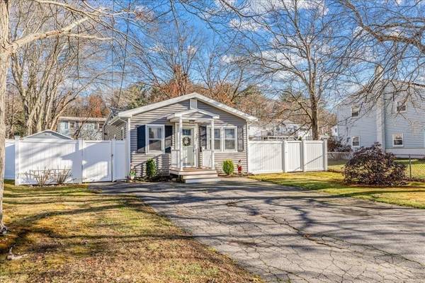 43 Fern Road, Holbrook, MA 02343